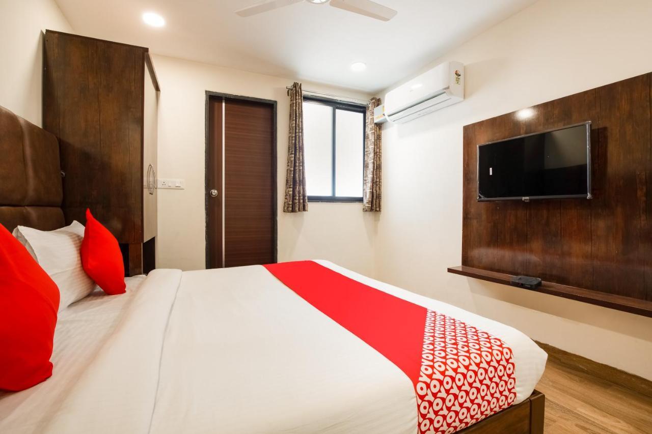 Oyo 71689 Hotel S Pride インドール エクステリア 写真